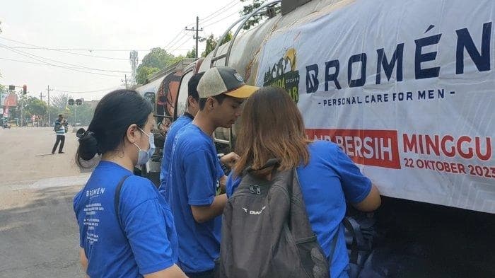 Heboh Pemuda Barbar Bromen Gelar Aksi Nyata Distribusikan 114 Ribu Liter Air Bersih ke Bangkalan