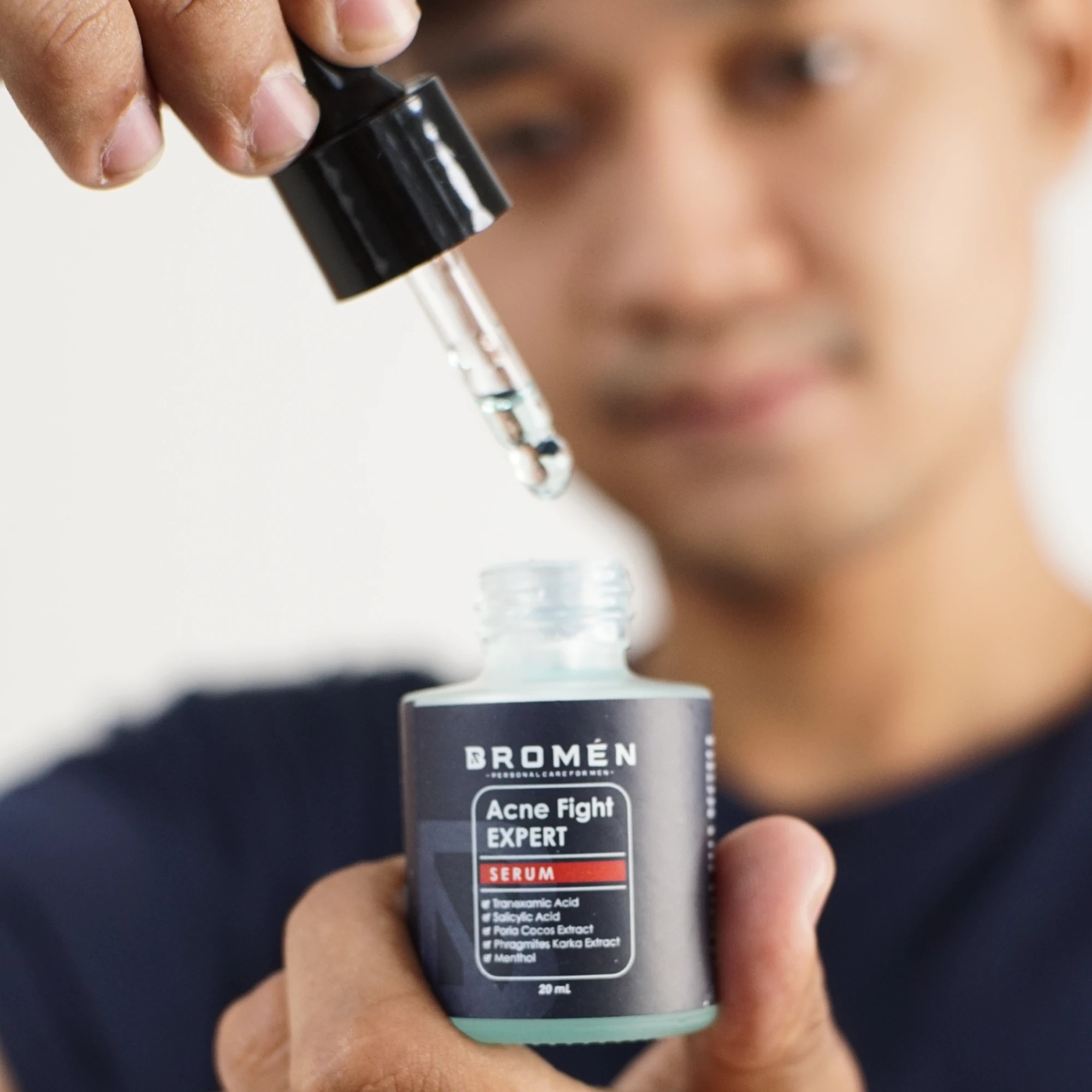 bromen acne fight expert serum opened bottle