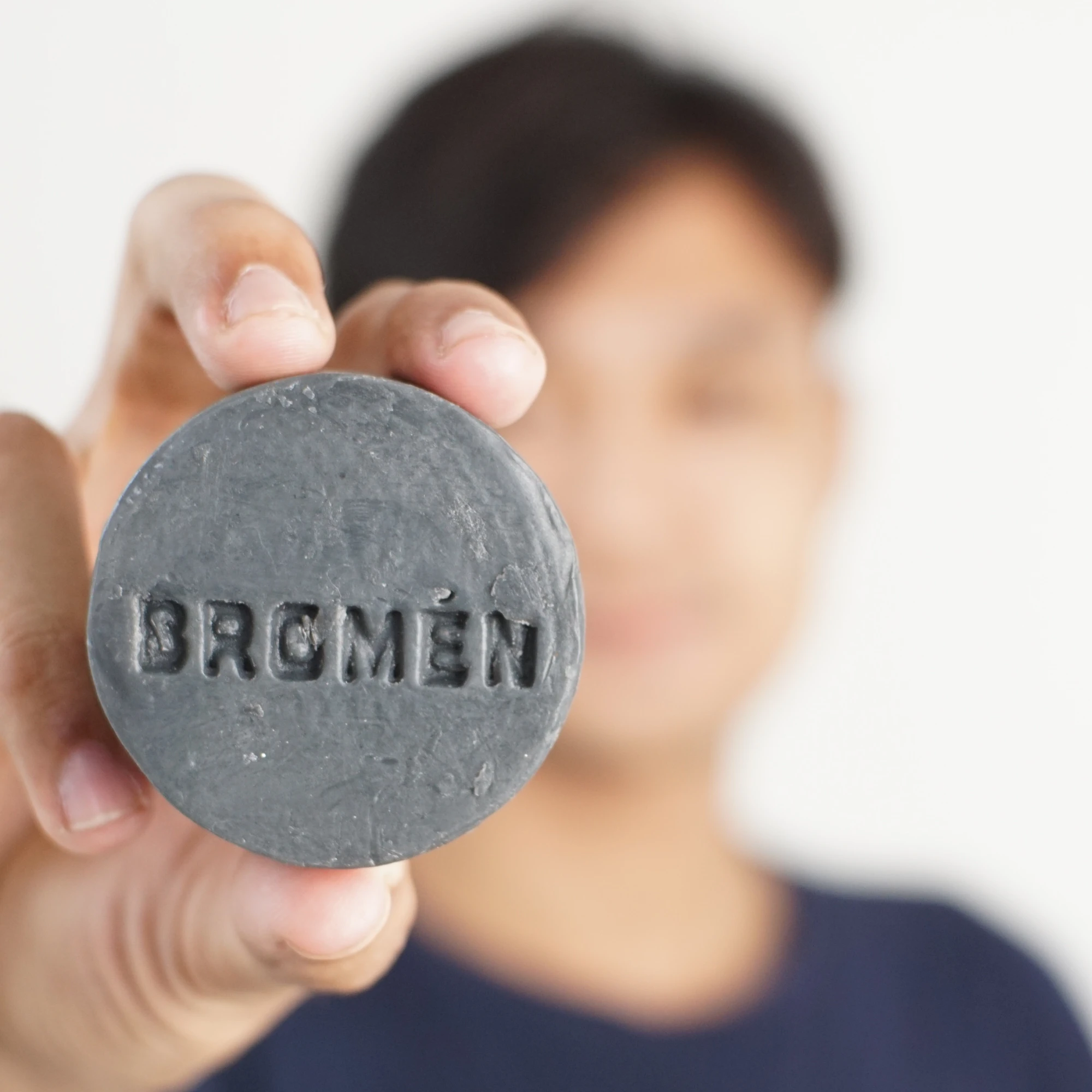 bromen brightening soap closeup